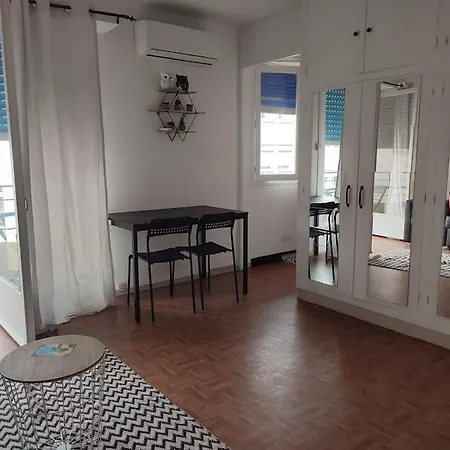 Studio Center - 1er, With Terrace And 50m From The Seaside Apartamento Antibes